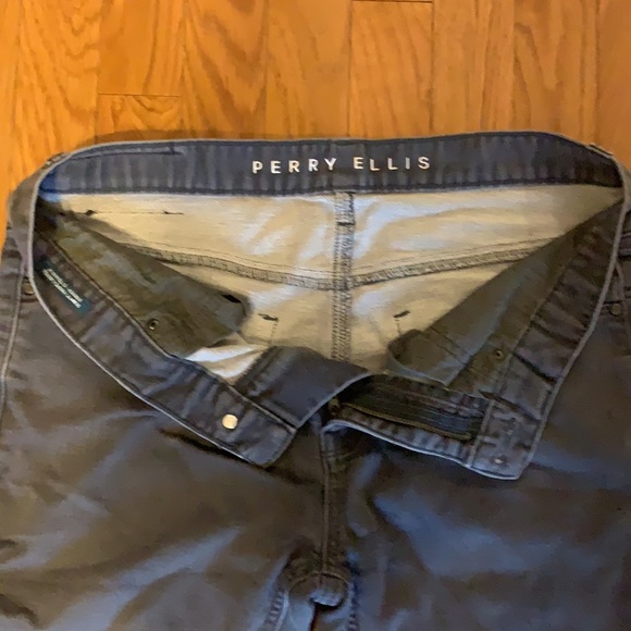 Perry Ellis jeans - Picture 2 of 4